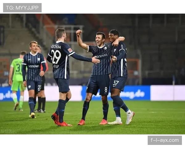 德甲豪门启动阵容大洗牌,主力球员迎来全面换血 德甲豪门启动阵容大洗牌,主力球员迎来全面换血