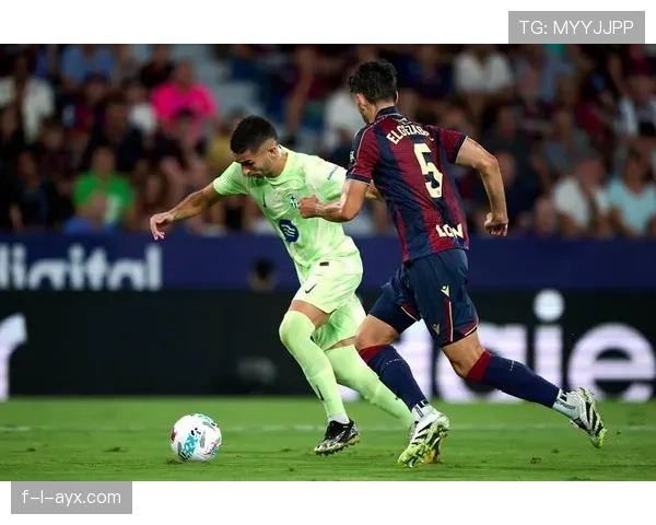 西甲年度评选揭晓,明星球员激烈角逐最佳荣誉 西甲年度评选揭晓,明星球员激烈角逐最佳荣誉