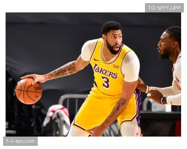 贝肯鲍尔：重塑足球的王者传奇与统治力再引深度解析