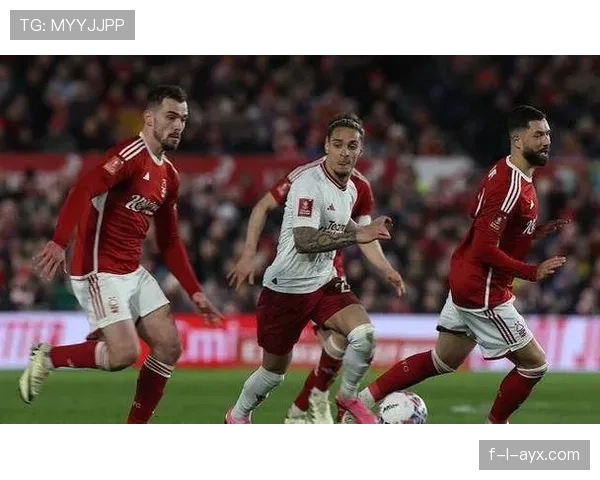 奥利塞的适应能力与豪门战术体系的适配性分析 奥利塞的适应能力与豪门战术体系的适配性分析