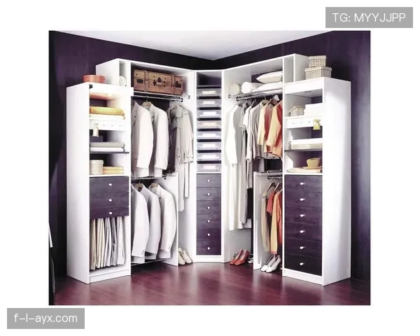 张博恒的衣橱都快比我家衣柜贵了，这日常穿搭绝不是一般人能跟的上啊